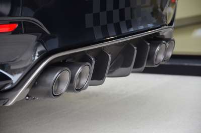 BLACK/CARBON 530HP
