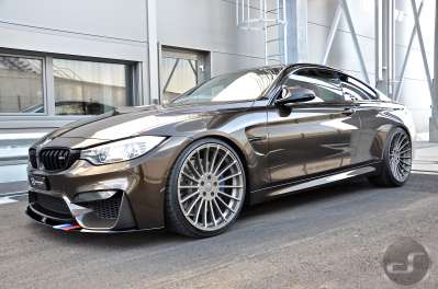 BMW M4 F82 PYRITBRAUN 