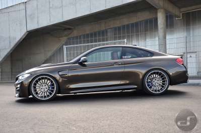 BMW M4 F82 PYRITBRAUN 