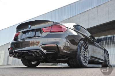 BMW M4 F82 PYRITBRAUN 