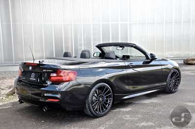 BMW M235i Cabrio